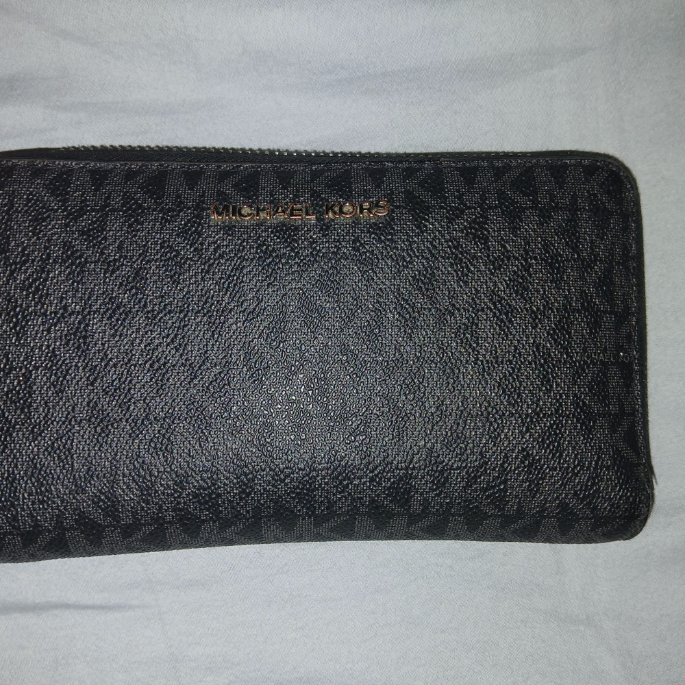 Michael Kors Black Textured Wallet